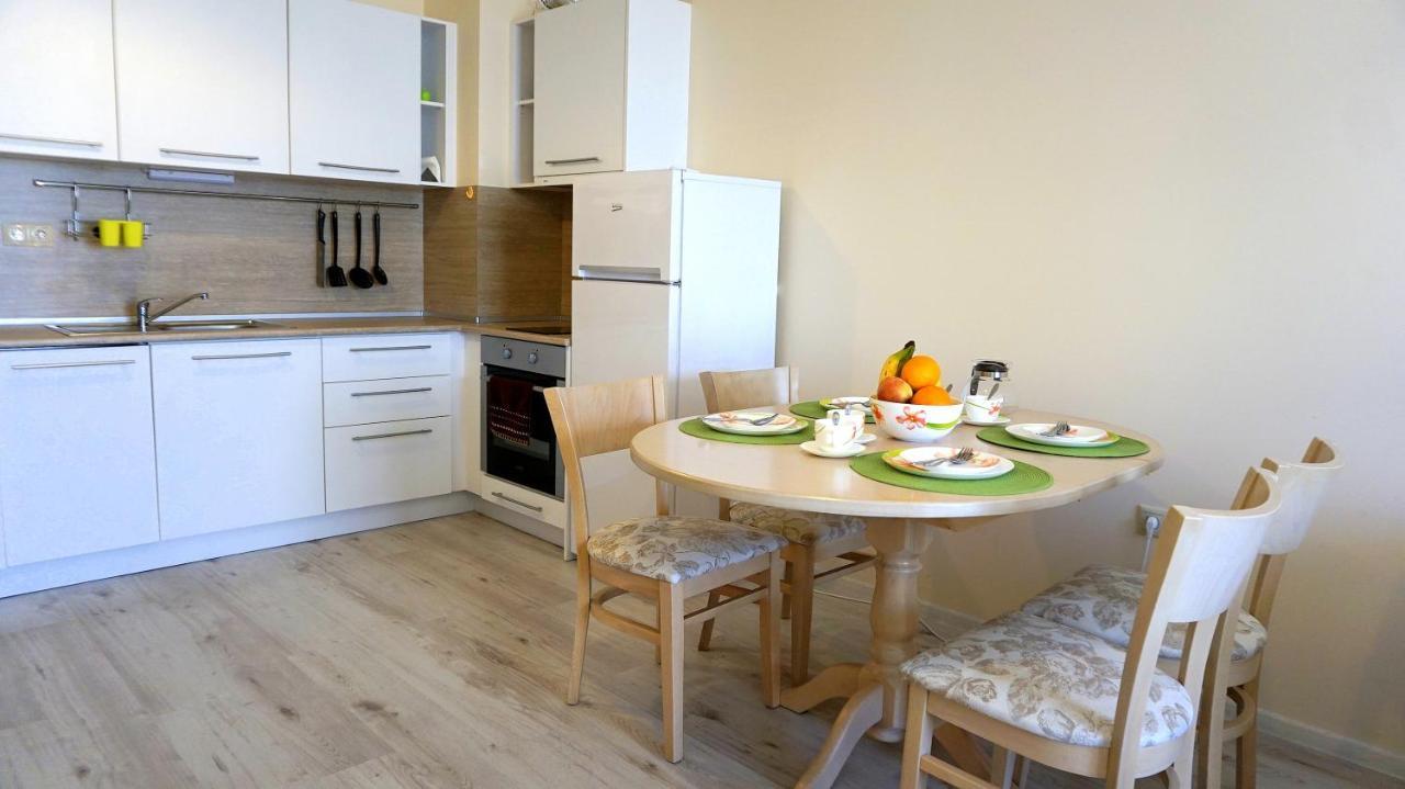 Апартаменти Варна Саут На Плажа 2 - Varna South Apartments On The Beach 2 ภายนอก รูปภาพ