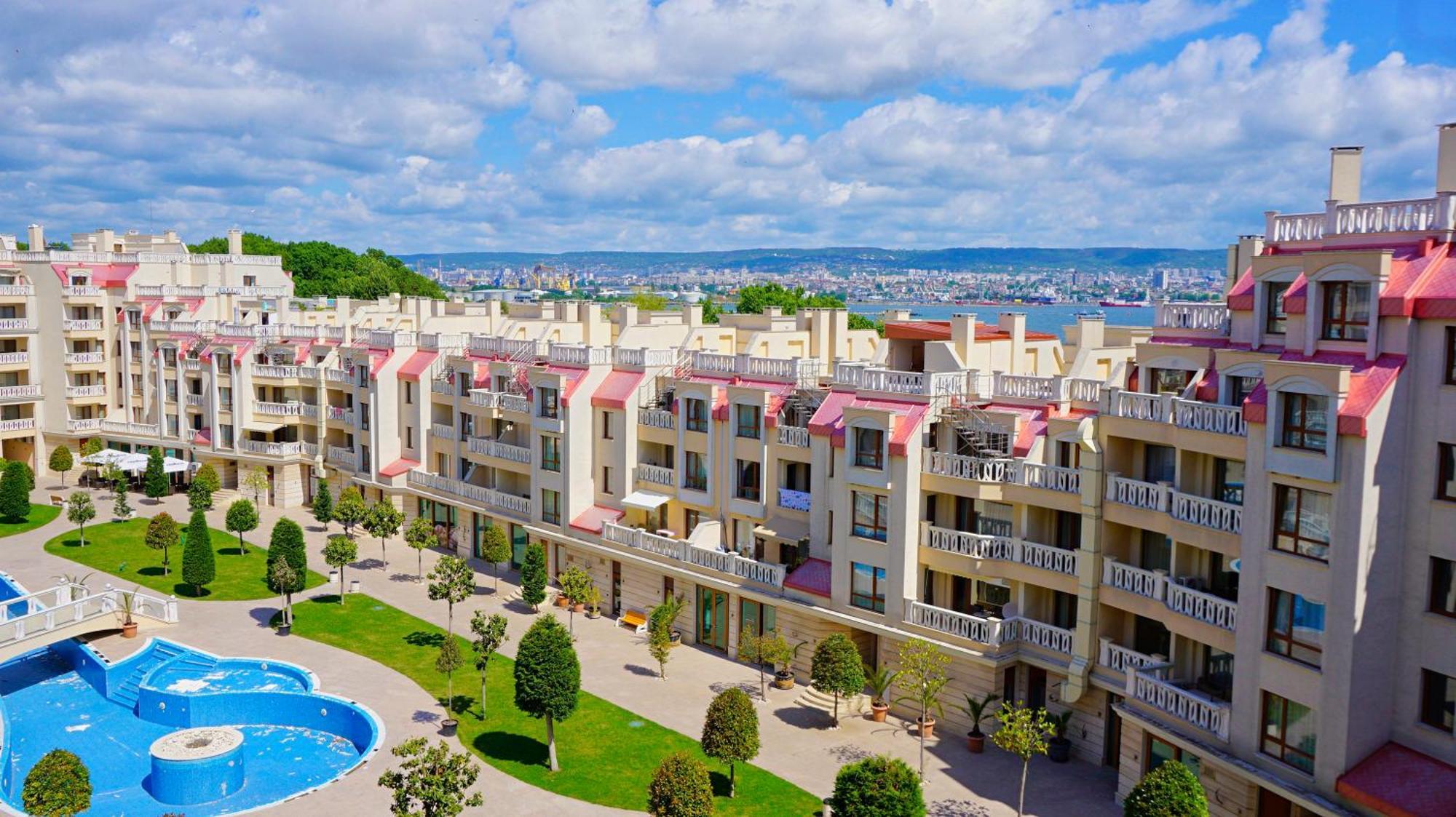 Апартаменти Варна Саут На Плажа 2 - Varna South Apartments On The Beach 2 ภายนอก รูปภาพ
