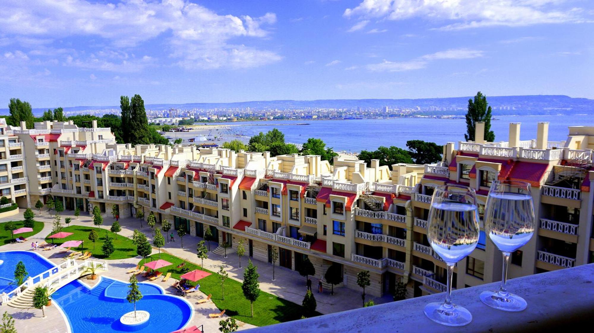 Апартаменти Варна Саут На Плажа 2 - Varna South Apartments On The Beach 2 ภายนอก รูปภาพ
